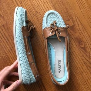 Sperrys boat shoes